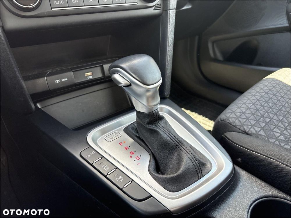 Kia Ceed 1.5 T-GDI M DCT - 14