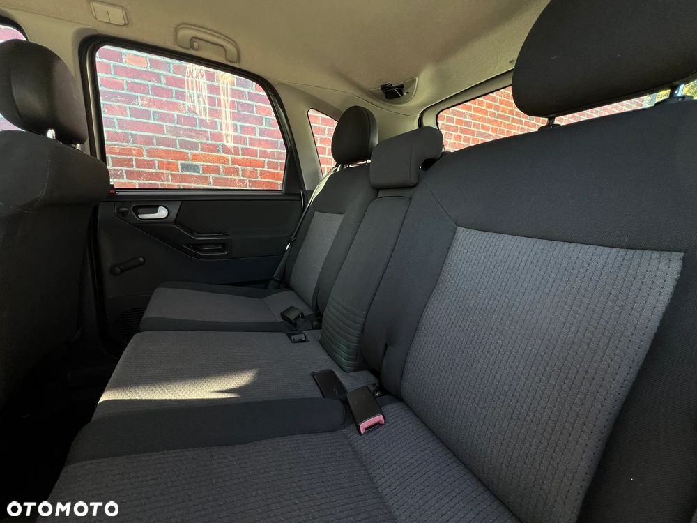 Opel Meriva - 15