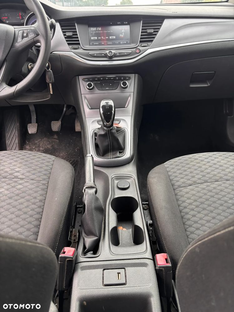 Opel Astra - 11