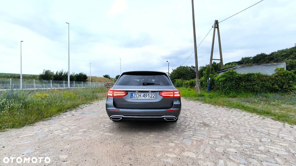 Mercedes-Benz Klasa E 220 d T 9G-TRONIC - 7