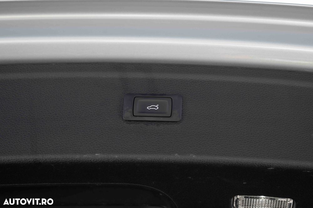 Audi Q5 50 TFSIe quattro S tronic S line - 35