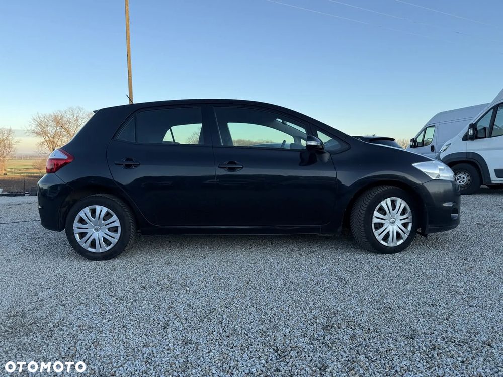 Toyota Auris - 3