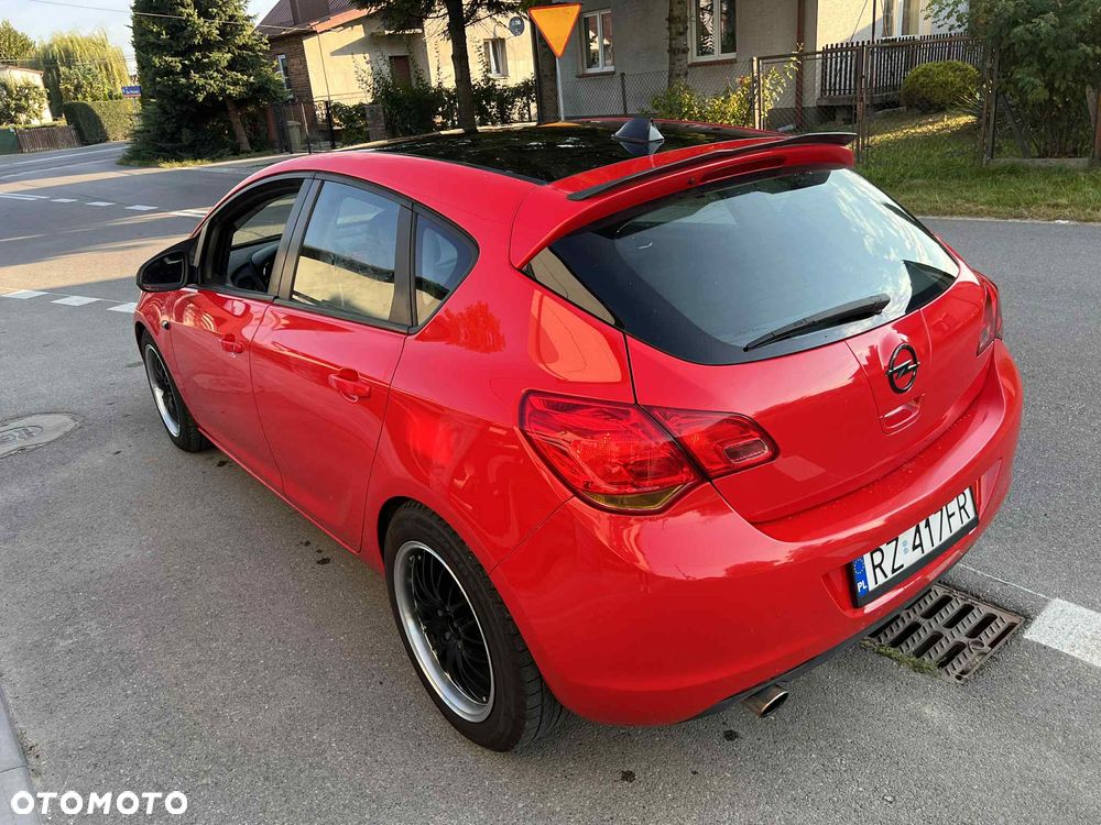 Opel Astra 1.4 T Edition 150 - 14