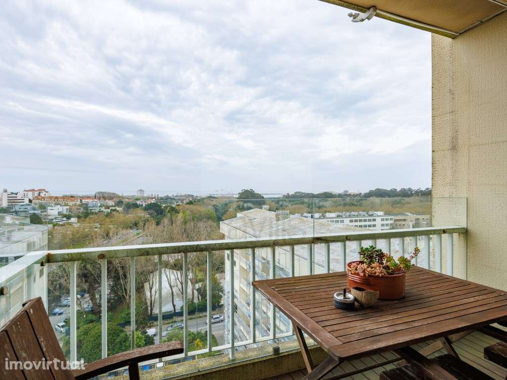 T4+1 com ótima orientação solar, Porto - Grande imagem: 2/26