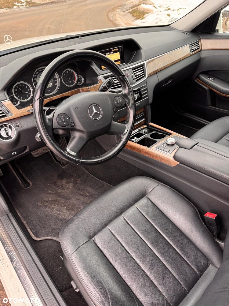 Mercedes-Benz Klasa E 300 BlueTEC 7G-TRONIC Elegance - 8