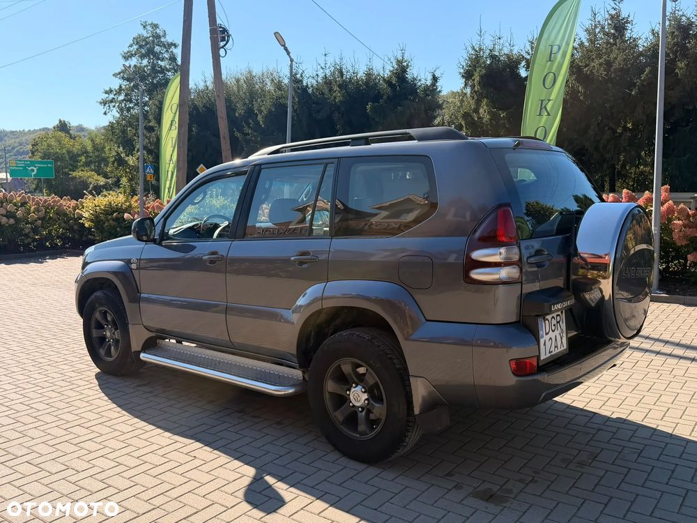 Toyota Land Cruiser - 9