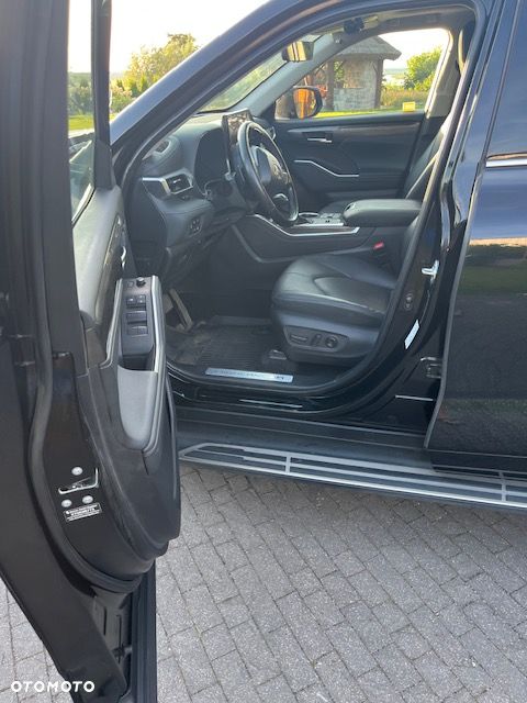 Toyota Highlander 2.5 Hybrid Executive - 18
