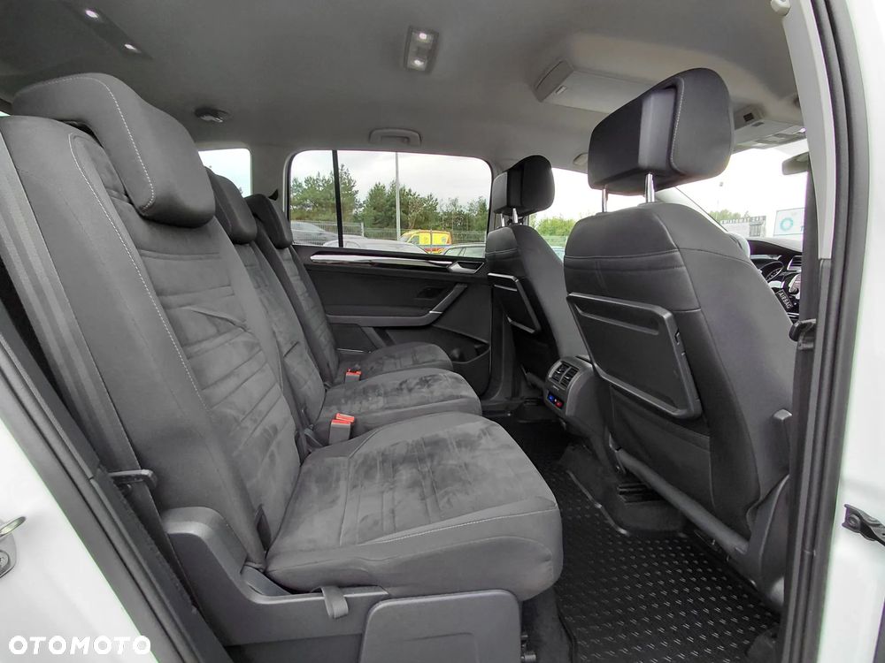 Volkswagen Touran 2.0 TDI BMT Highline DSG - 26