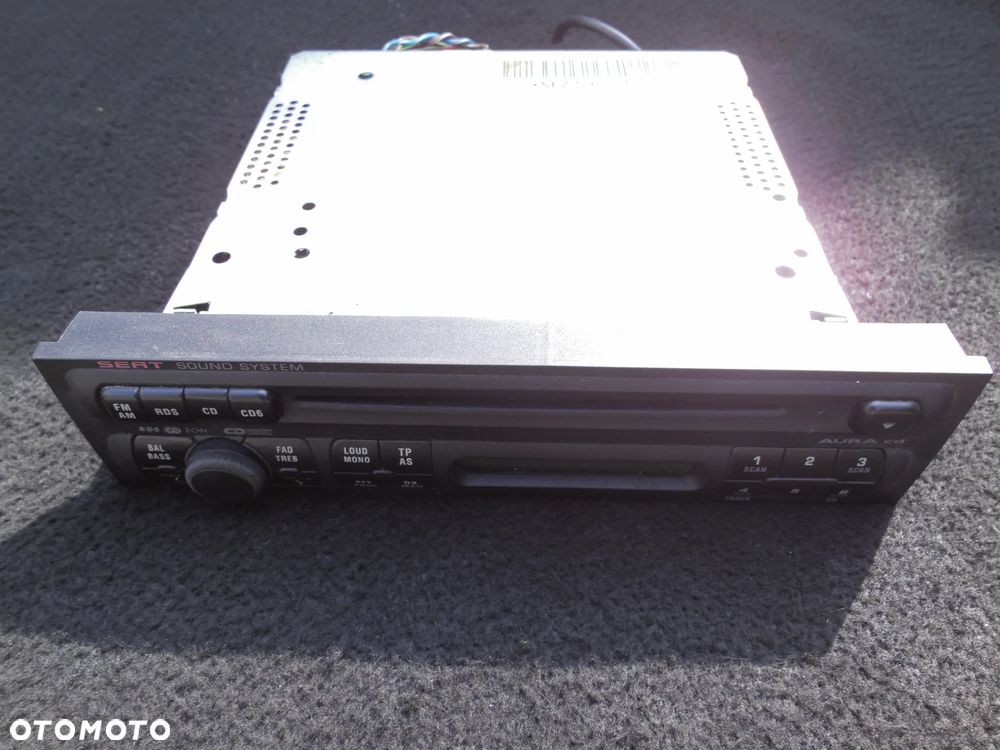 RADIO AURA CD2 SEAT LEON I TOLEDO II 1M0035186K + KOD  POSIADAM 2 SZT - 1