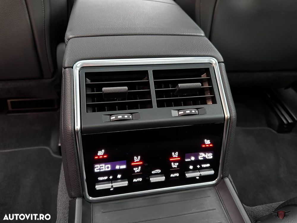 Porsche Panamera 4S Executive - 36