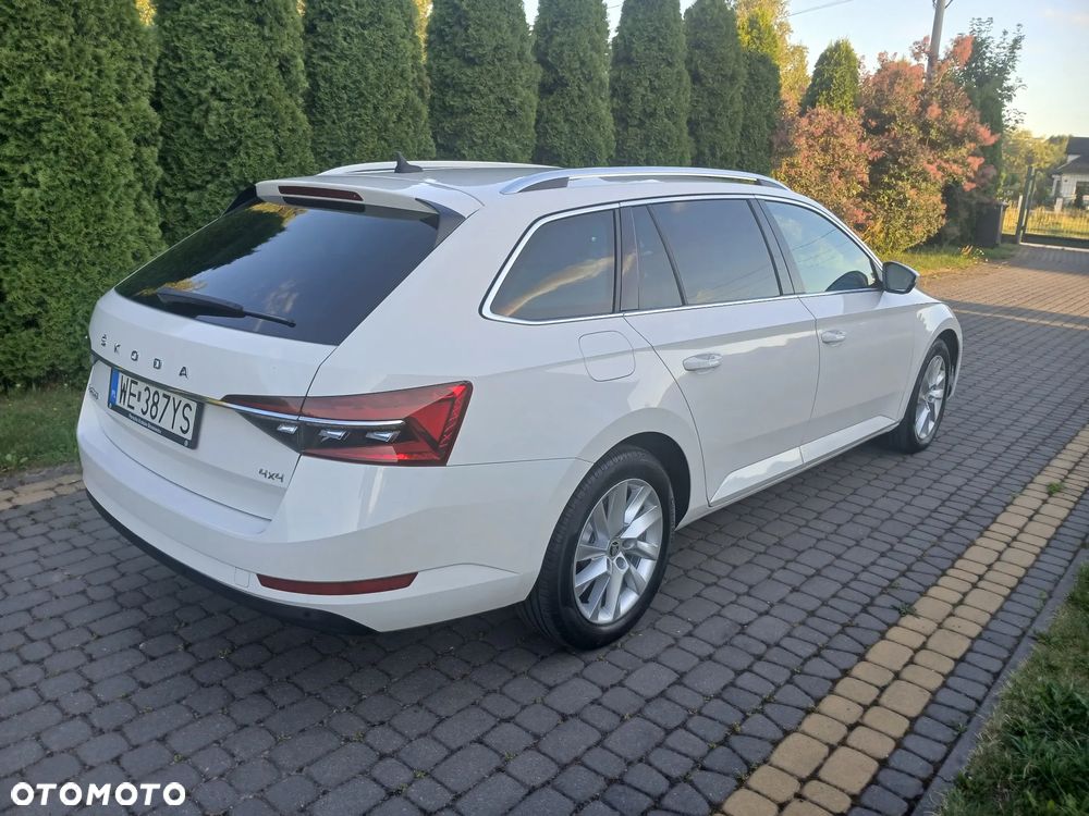 Skoda Superb 2.0 TDI SCR 4x4 Style DSG - 3