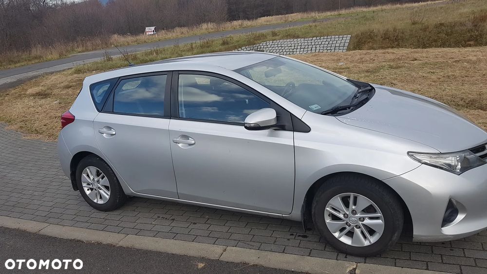 Toyota Auris 1.33 VVT-i Active - 3