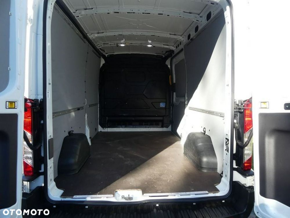 Ford Transit - 16