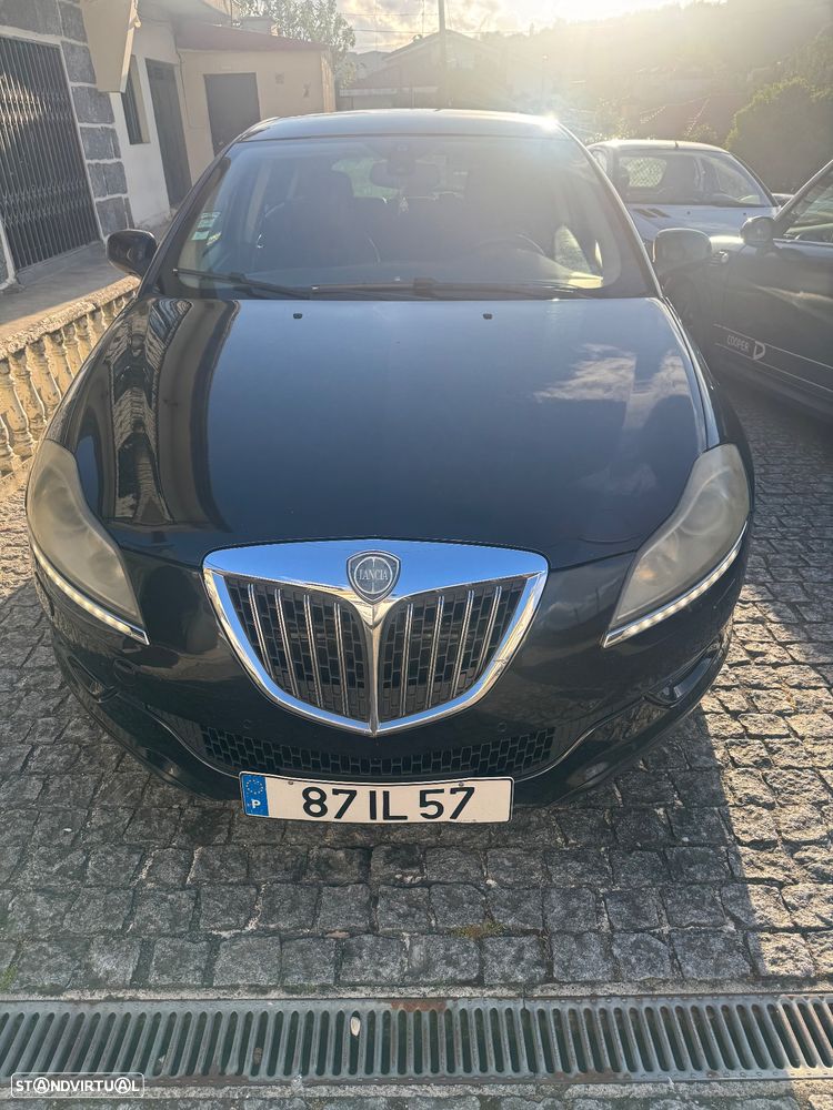 Lancia Delta - 1