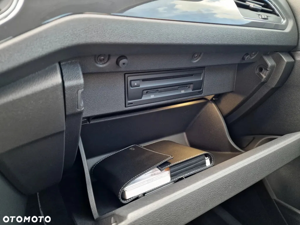 Volkswagen T-Roc 2.0 TDI SCR DSG Sport - 35