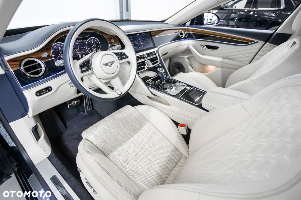 Bentley Flying Spur - 22
