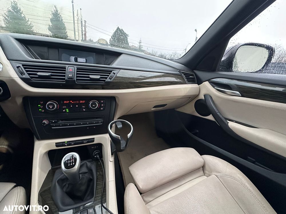 BMW X1 sDrive18d xLine - 6