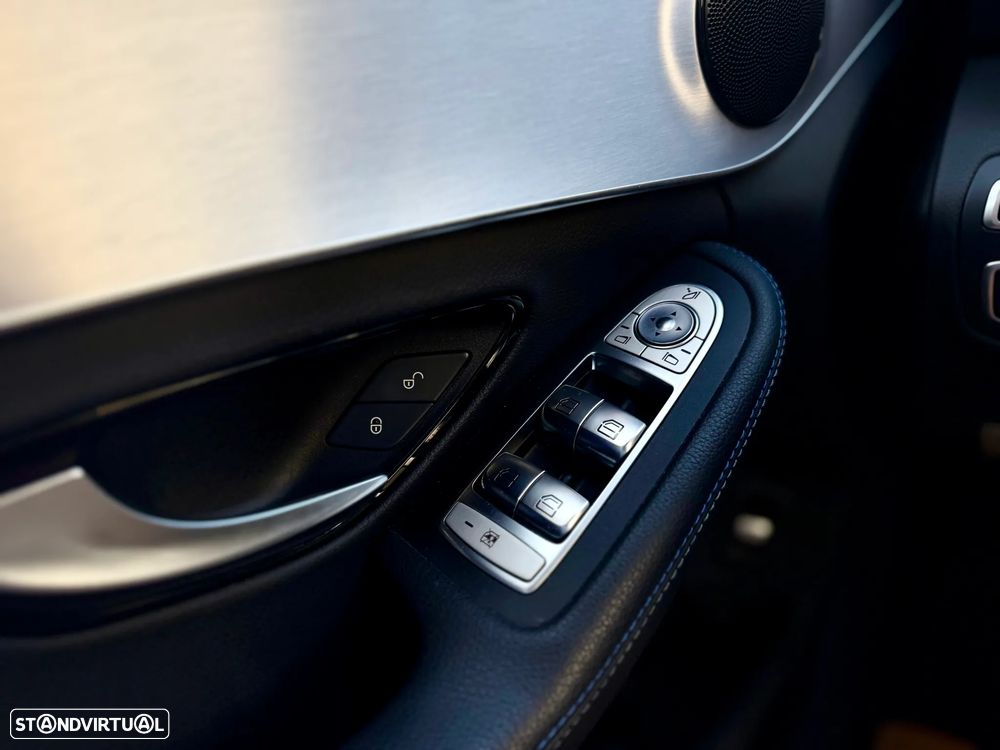 Mercedes-Benz C 300 de AMG Line - 17