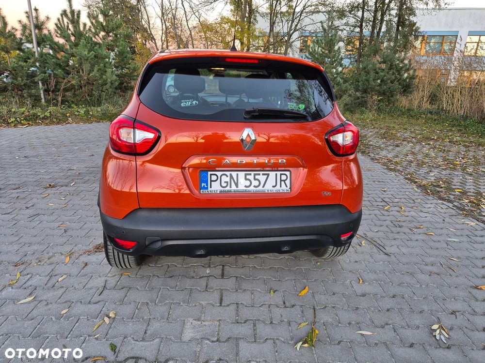 Renault Captur 2016 photo 2