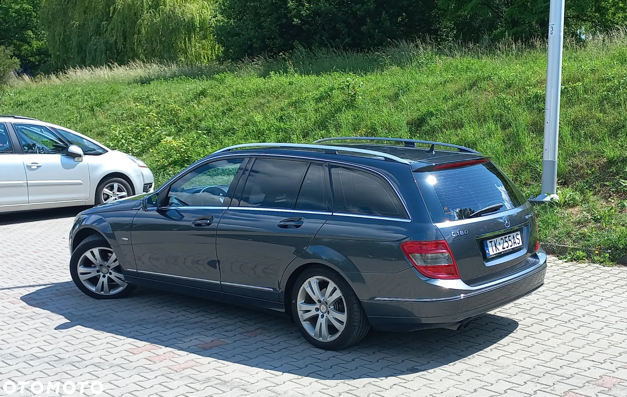 Mercedes-Benz Klasa C 180 K BlueEff Avantgarde - 6