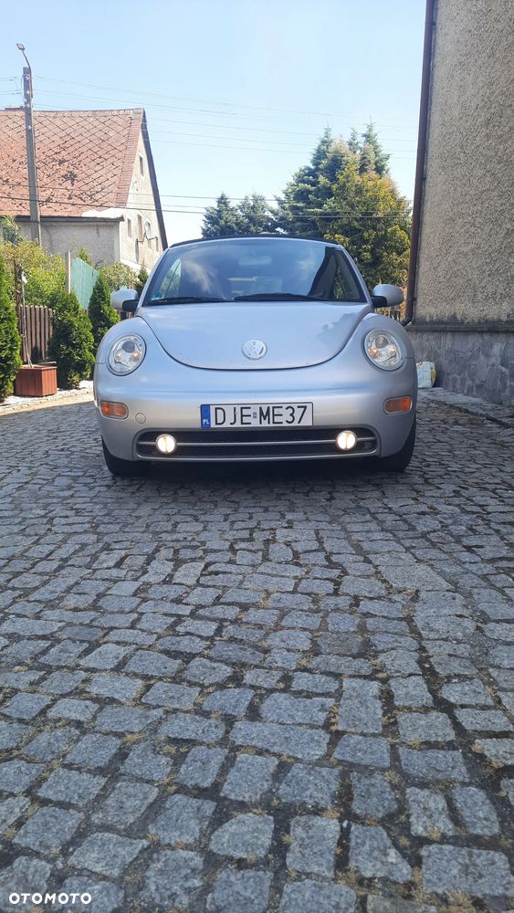 Volkswagen New Beetle - 9
