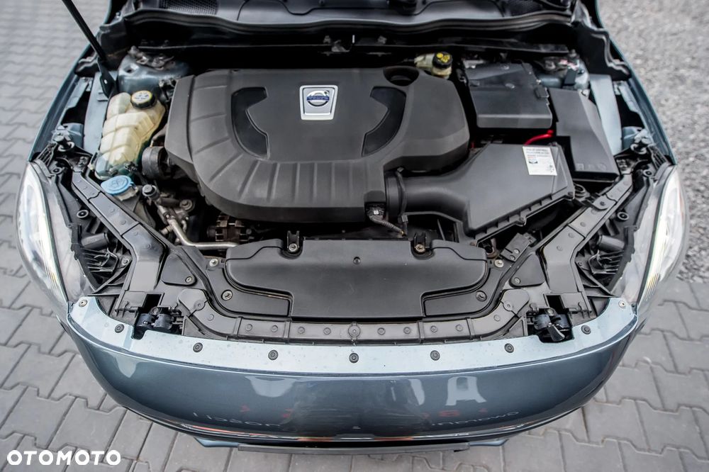 Volvo V40 - 16