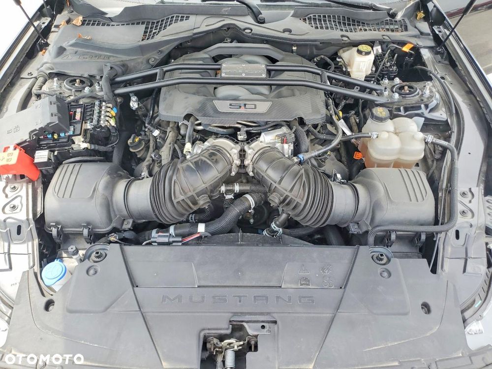 Ford Mustang - 14