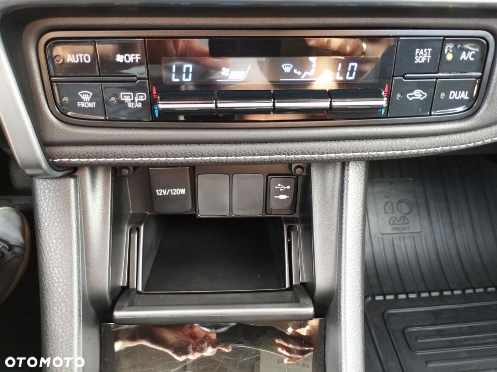 Toyota Corolla 1.6 Comfort - 20