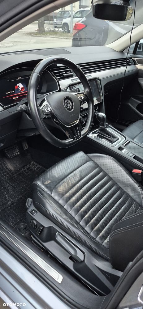 Volkswagen Passat 2.0 TDI BMT 4Mot Highline DSG - 12