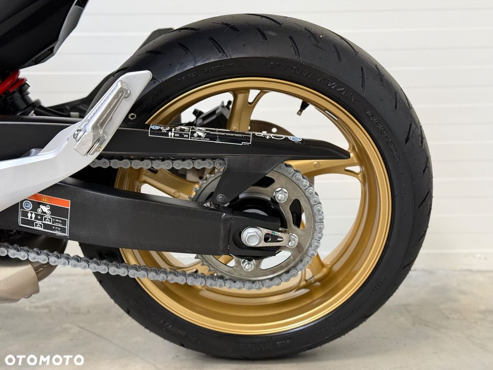 Honda Hornet - 31