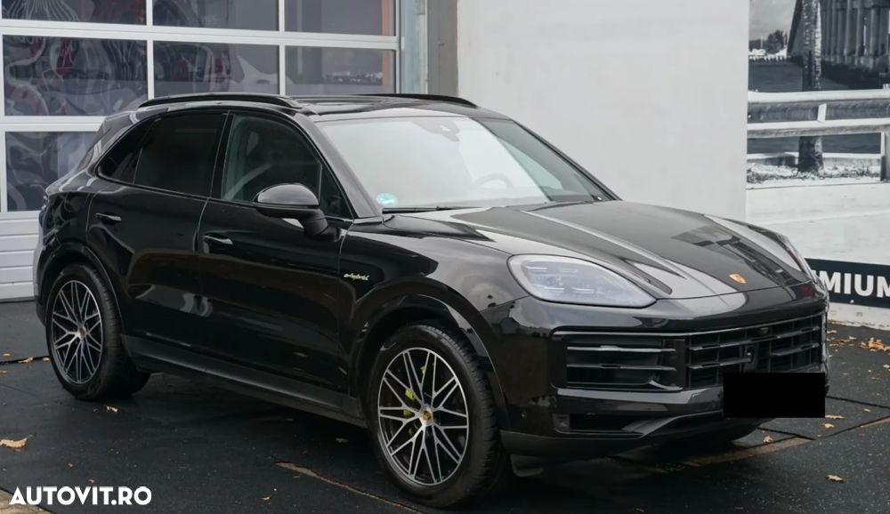Porsche Cayenne E-Hybrid - 1