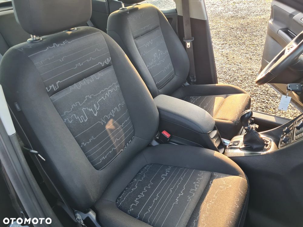 Opel Meriva 1.4 Design Edition - 11