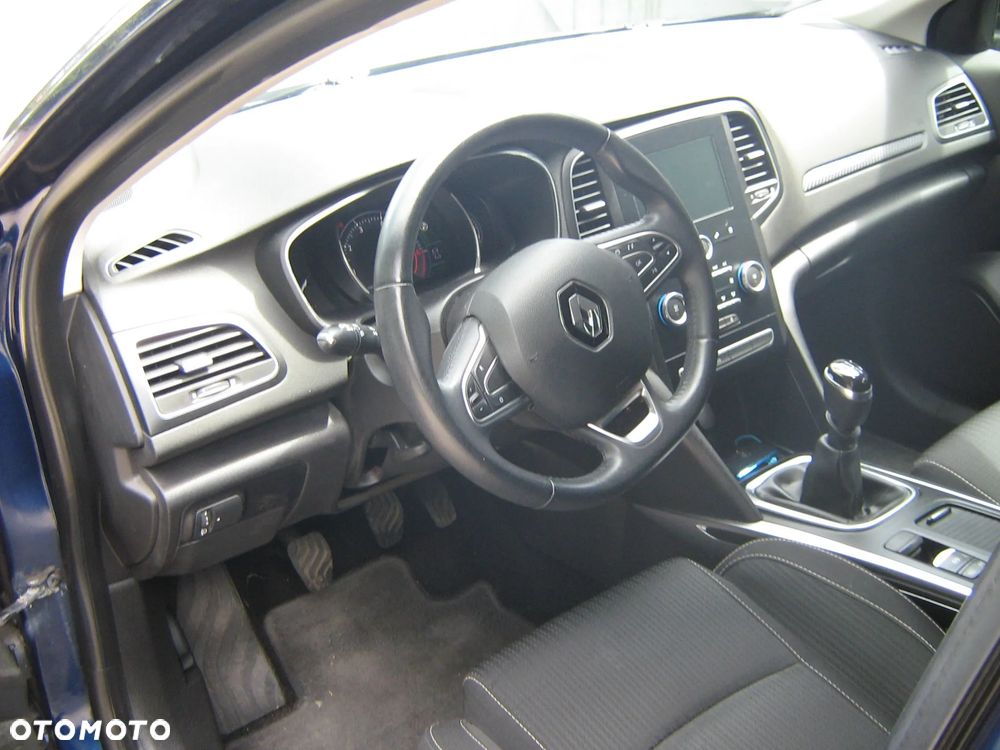 Renault Megane 1.6 SCe Limited - 27