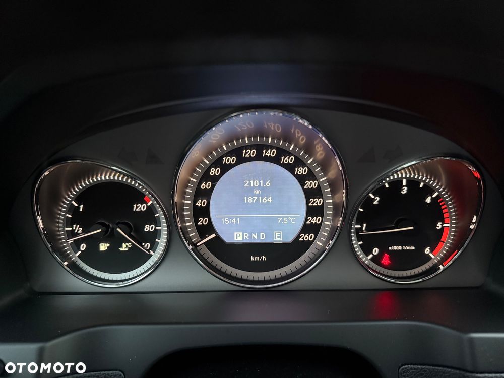 Mercedes-Benz Klasa C 250 CDI 7G-TRONIC Avantgarde Edition - 22