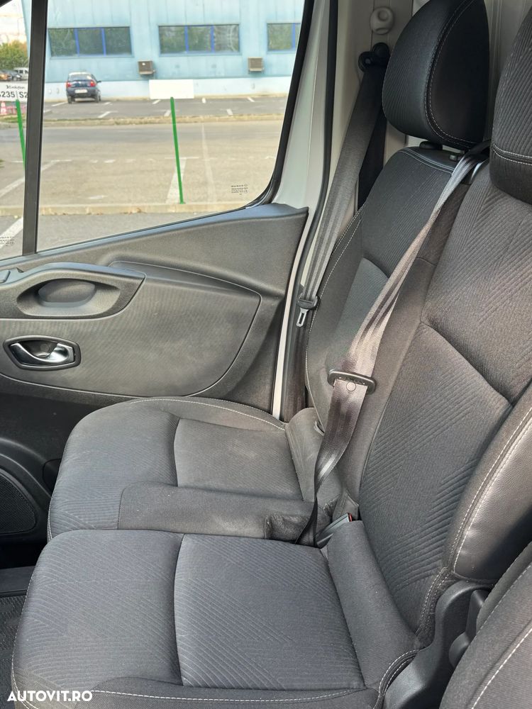 Renault Trafic GRAND CONFORT 1.6 dci 95 CP - 29