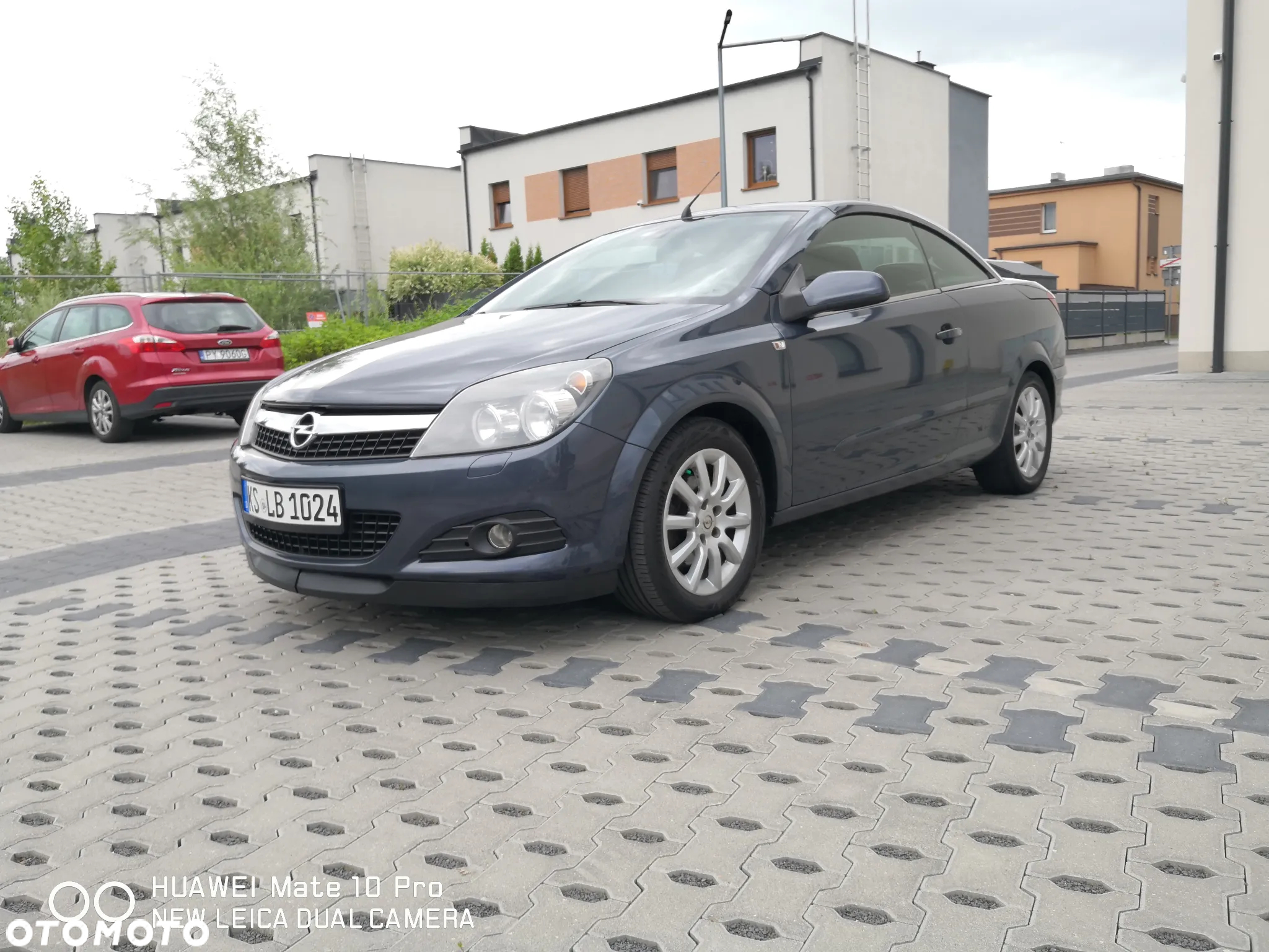 Opel Astra TwinTop 1.8 Cosmo - 2