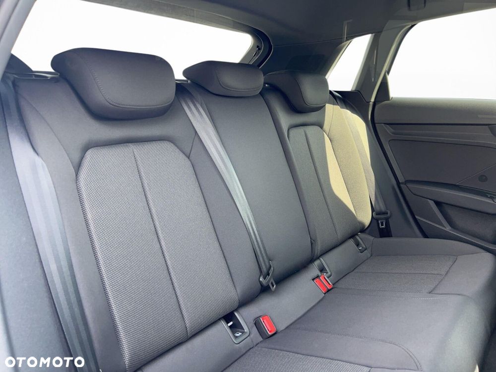 Audi A3 Sportback - 16