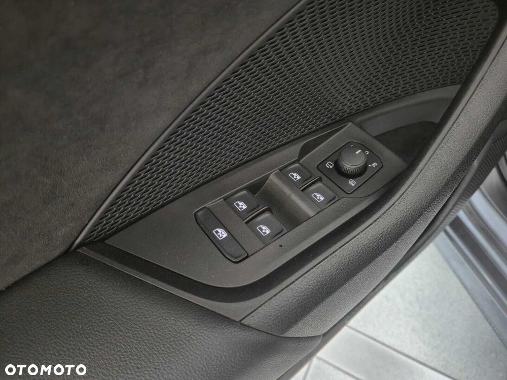 Skoda Octavia 2.0 TSI RS DSG - 20