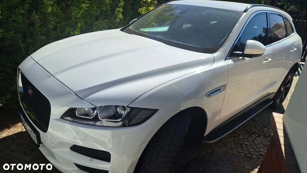 Jaguar F-Pace 2.0 i4P AWD Prestige - 2