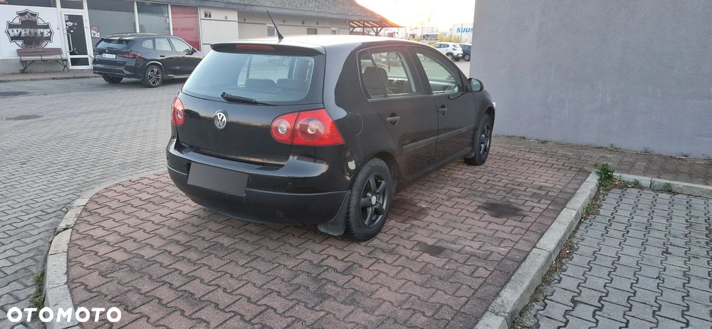 Volkswagen Golf - 6