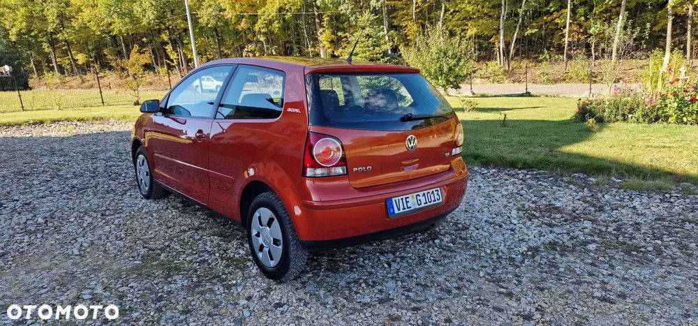 Volkswagen Polo 2006 photo 3