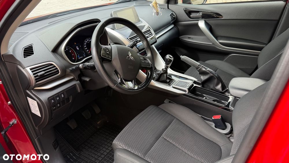 Mitsubishi Eclipse Cross 1.5 T GPF Invite Plus - 14