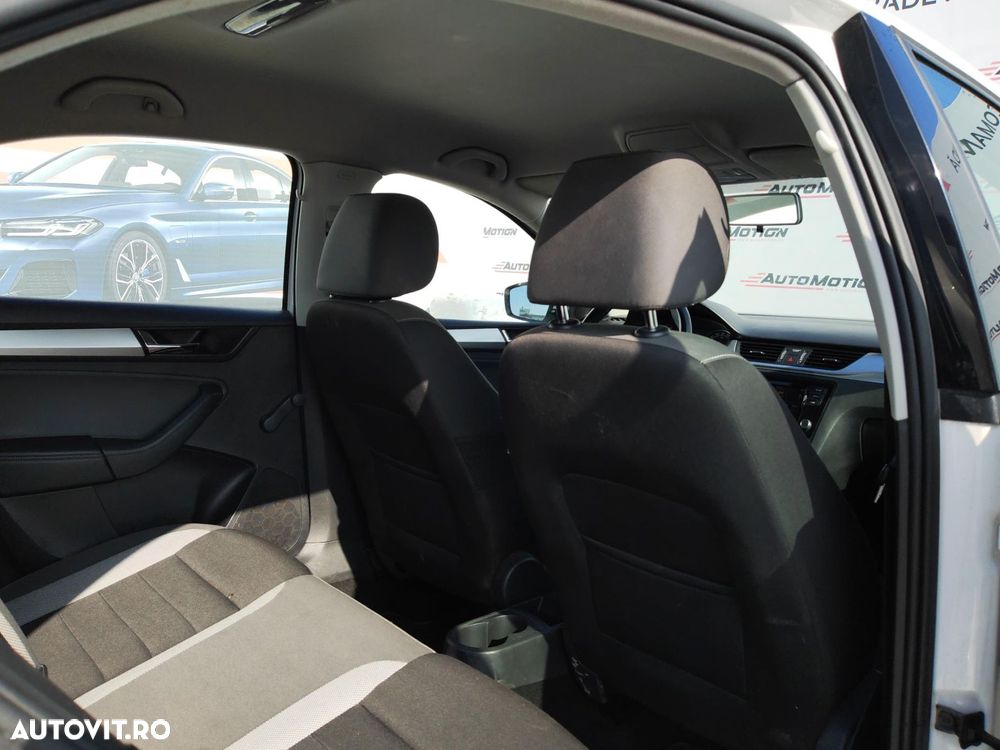 Skoda RAPID 1.0 TSI Ambition - 14