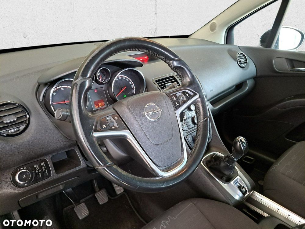 Opel Meriva - 15