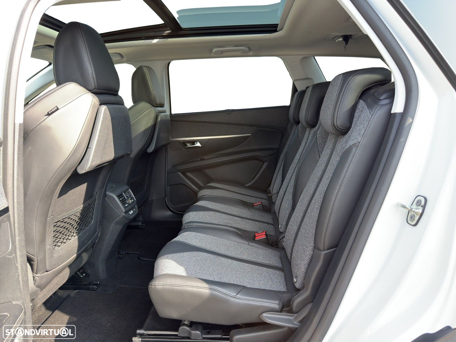 Peugeot 5008 1.6 BlueHDi Allure EAT6 J18 - 12