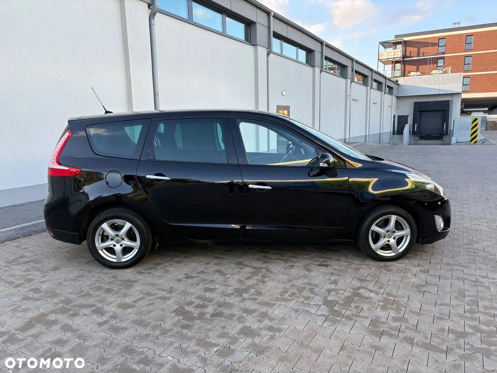 Renault Scenic - 10