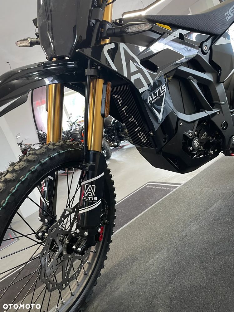 Altis Powersports Sigma - 15