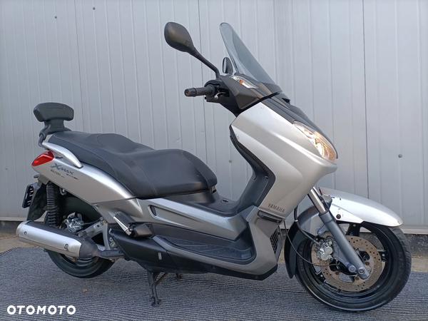 Yamaha X-max