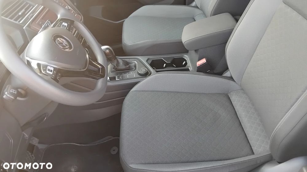 Volkswagen Tiguan - 13