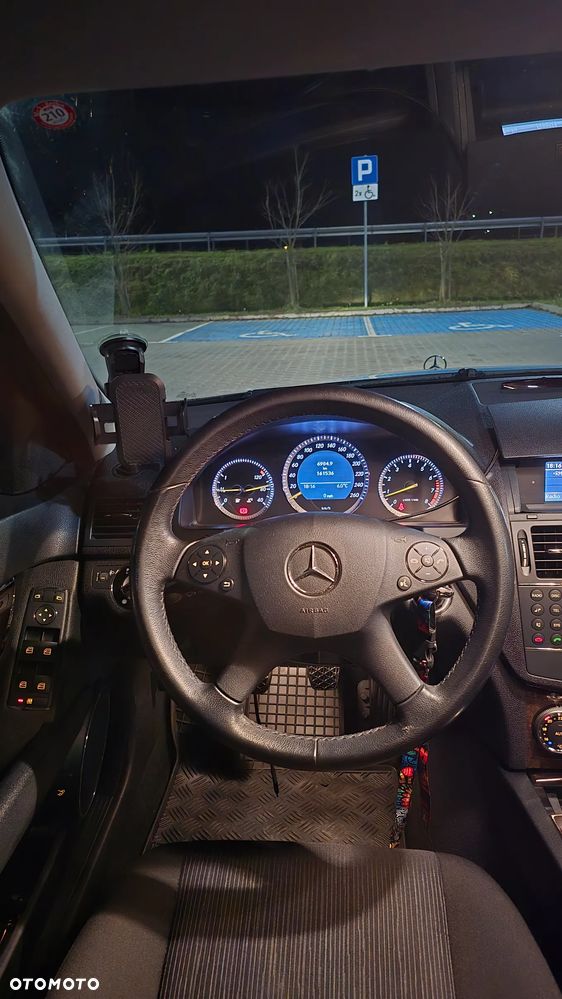 Mercedes-Benz Klasa C 180 Kompressor Elegance - 9